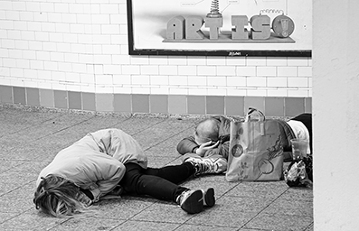 Homeless : Street Life : New York : Personal Photo Projects : Photos : Richard Moore : Photographer